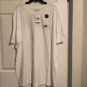 NWT HURLEY MEN’S WHITE T SHIRT. SIZE XXL